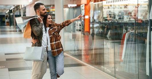 Holiday Preparations: How to Stay Confident While Shopping and Celebrating